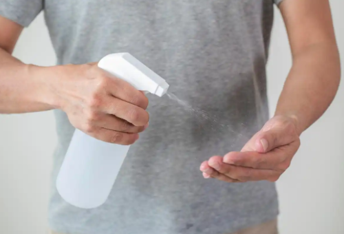 爱洁施——75%酒精喷雾正确用法